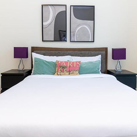 Westminster Claren Tower - Downtown Apartment Дубай Екстериор снимка