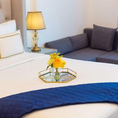Westminster Claren Tower - Downtown Apartment Дубай Екстериор снимка