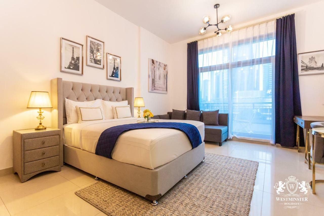 Westminster Claren Tower - Downtown Apartment Дубай Екстериор снимка