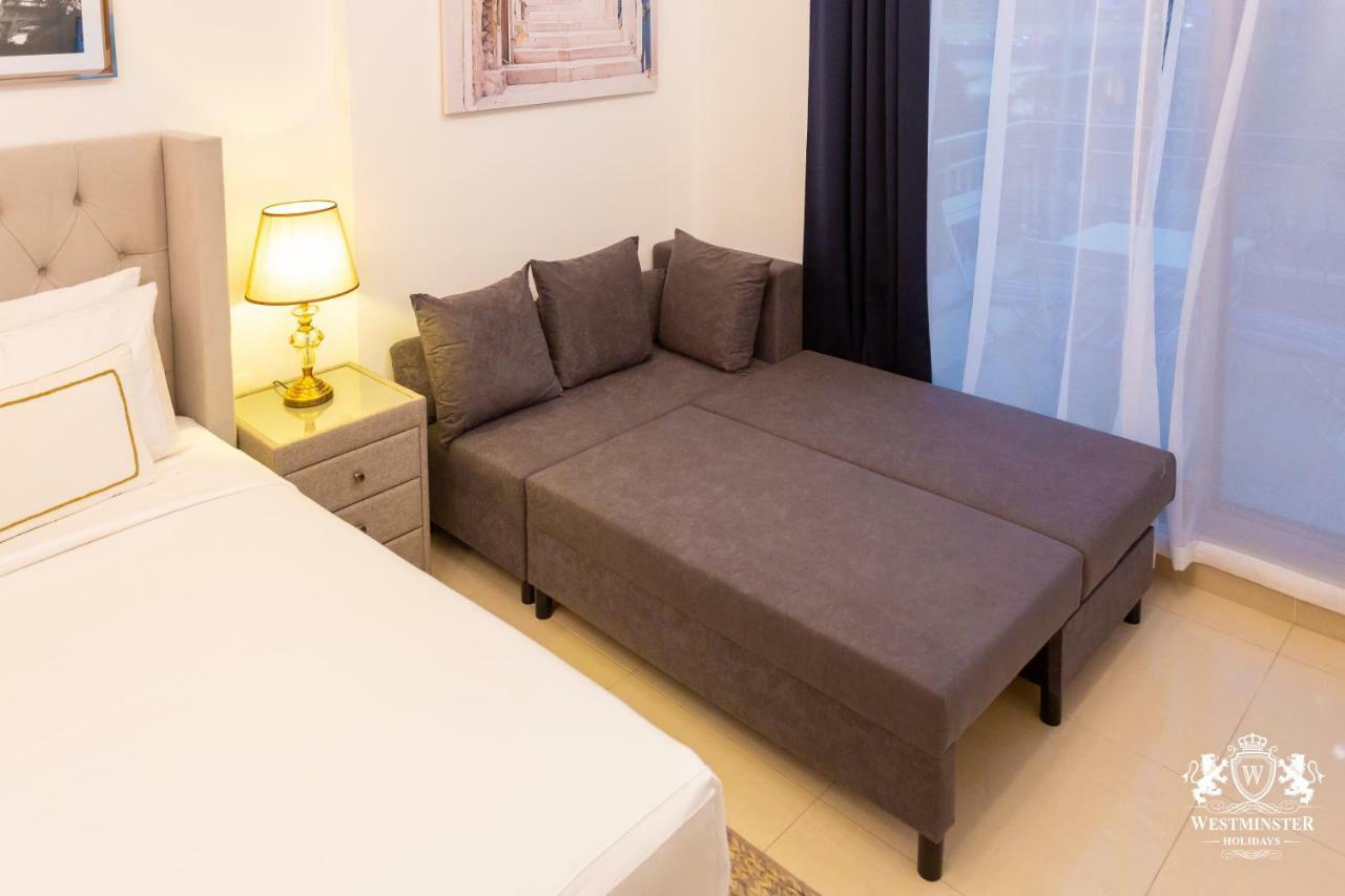 Westminster Claren Tower - Downtown Apartment Дубай Екстериор снимка